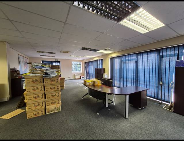 226M² OFFICE FOR SALE IN LITTLE FALLS